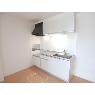 モントレゾール 101【管理NO：1-019882301-01010】 ★家具家電は申し込み後に搬入します★の物件写真3