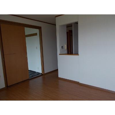ヴィラアンソレイエ 201【管理NO：1-007509501-02010】 ★家具家電は申し込み後に搬入します★ ★2026年09月中旬入居可能★の物件写真2