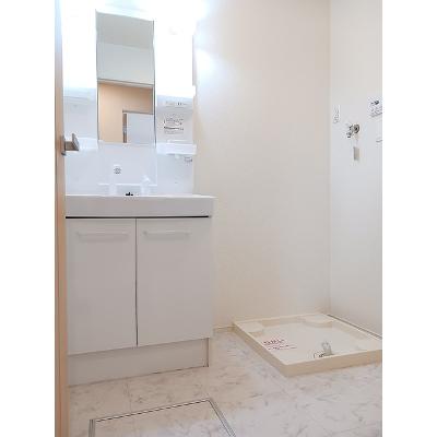 apartment 徳島県板野郡板野町古城字本村６１番地１ 

↓地図はこちらから