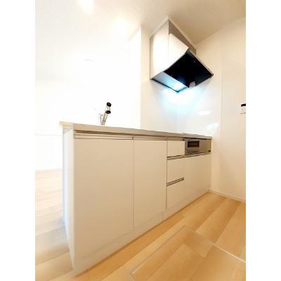 葉月 103【管理NO：1-027611201-01030】 ★家具家電は申し込み後に搬入します★の物件写真3