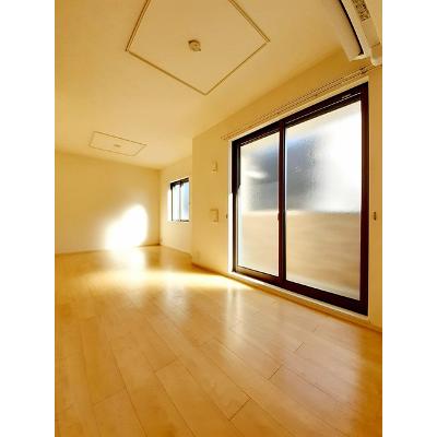 幸風 101【管理NO：1-021602401-01010】 ★家具家電は申し込み後に搬入します★ ★2026年08月下旬入居可能★の物件写真2