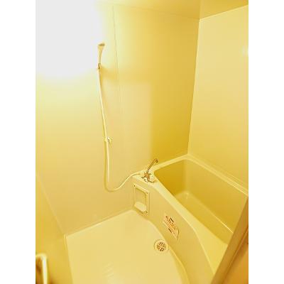 シーサイドハイツ 203【管理NO：1-004480201-02030】 ★家具家電は申し込み後に搬入します★の物件写真4