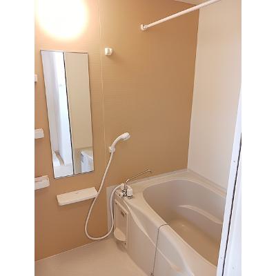 リバーサイド２ 101【管理NO：1-019441701-01010】 ★家具家電は申し込み後に搬入します★の物件写真4
