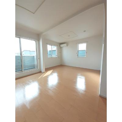 サンリット 202【管理NO：1-018177901-02020】 ★家具家電は申し込み後に搬入します★ ★2026年09月中旬入居可能★の物件写真2