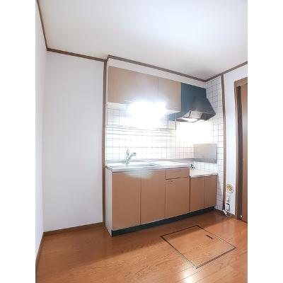 シャルマン・アビテＡ 102【管理NO：1-011836901-01020】 ★家具家電は申し込み後に搬入します★の物件写真3