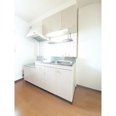 コーポ新町 102【管理NO：1-006471001-01020】 ★家具家電は申し込み後に搬入します★ ★2026年09月中旬入居可能★の物件写真3