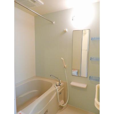 グラシオッソーレ　Ⅱ 103【管理NO：1-018533201-01030】 ★家具家電は申し込み後に搬入します★の物件写真4