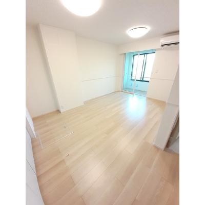 ｃｏｚｙ　ｃｏｕｒｔ　末武中 103【管理NO：1-027608401-01030】 ★家具家電は申し込み後に搬入します★ ★2026年09月中旬入居可能★の物件写真2
