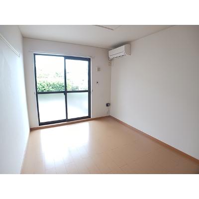 メモリアルアイ 103【管理NO：1-015045101-01030】 ★家具家電は申し込み後に搬入します★の物件写真2