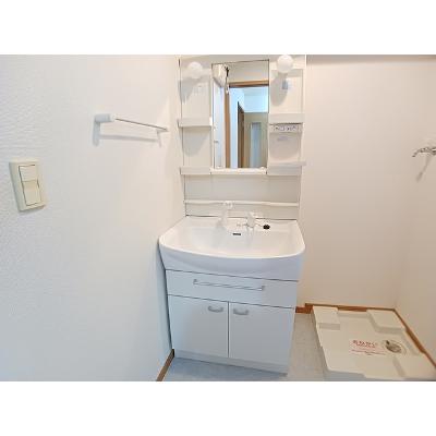 メモリアルアイ 103【管理NO：1-015045101-01030】 ★家具家電は申し込み後に搬入します★の物件写真6