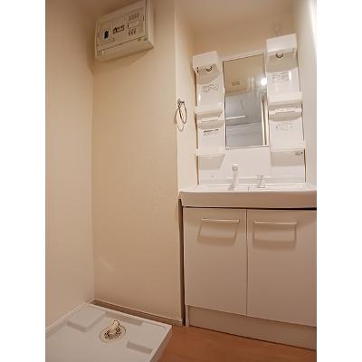 イーストサイド 102【管理NO：1-020029101-01020】 ★家具家電は申し込み後に搬入します★の物件写真6