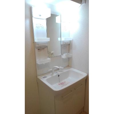 apartment 山口県岩国市装束町５丁目１番２１ 

↓地図はこちらから