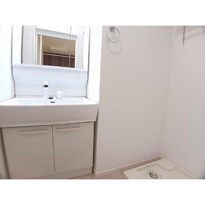 ローレルブリーゼＢ 204【管理NO：1-028171102-02040】 ★家具家電は申し込み後に搬入します★ ★2026年09月上旬入居可能★の物件写真6