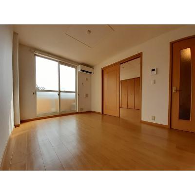 グレイスフル 203【管理NO：1-013705901-02030】 ★家具家電は申し込み後に搬入します★の物件写真2
