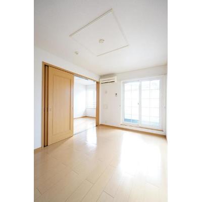 apartment 〒108-0075　東京都港区港南２丁目16-1
