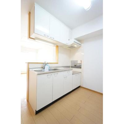 apartment 〒108-0075　東京都港区港南２丁目16-1