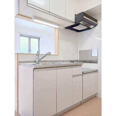 セレーノ・カーサ 301【管理NO：1-016962801-03010】 ★家具家電は申し込み後に搬入します★の物件写真3
