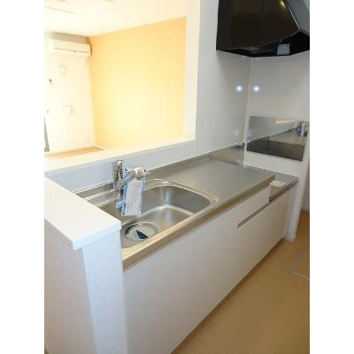 サニー　ルピナスⅢ 103【管理NO：1-019490603-01030】 ★家具家電は申し込み後に搬入します★ ★2026年09月上旬入居可能★の物件写真3