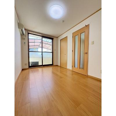 シュテラ・デス・ポストアムツ 102【管理NO：1-011120801-01020】 ★家具家電は申し込み後に搬入します★の物件写真2