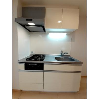 アヴリル 204【管理NO：1-014825901-02040】 ★家具家電は申し込み後に搬入します 2026年08月上旬入居可能の物件写真3