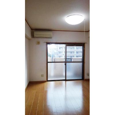 ドエルⅥ 306【管理NO：1-012919701-03050】 ★家具家電は申し込み後に搬入します 2026年09月中旬入居可能の物件写真2
