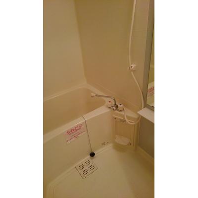 ドエルⅥ 306【管理NO：1-012919701-03050】 ★家具家電は申し込み後に搬入します 2026年09月中旬入居可能の物件写真4
