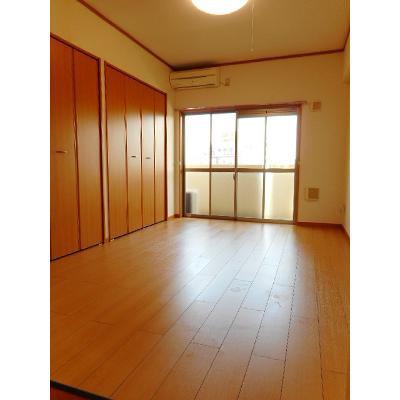 サン・プラシード 406【管理NO：1-013706301-04060】 ★家具家電は申し込み後に搬入します 2026年09月中旬入居可能の物件写真2