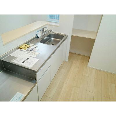 メゾン　ジャンティーユ 204【管理NO：1-021646601-02040】 ★家具家電は申し込み後に搬入します 2026年09月上旬入居可能の物件写真3