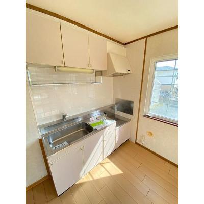 メゾン桜小路 201【管理NO：1-007466601-02010】 ★家具家電は申し込み後に搬入します★ ★2026年09月中旬入居可能★の物件写真3