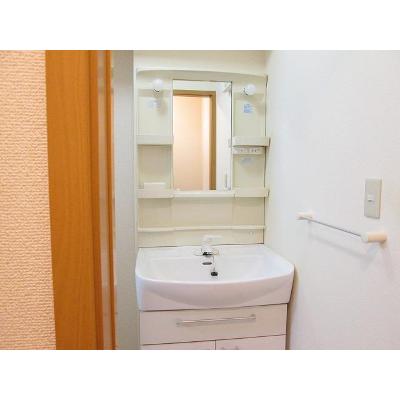 apartment 栃木県鹿沼市茂呂１１７６－１ 

↓地図はこちらから