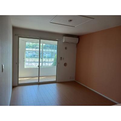 スターＳＫ 102【管理NO：1-020348201-01020】 ★家具家電は申し込み後に搬入します★ ★2026年09月中旬入居可能★の物件写真2