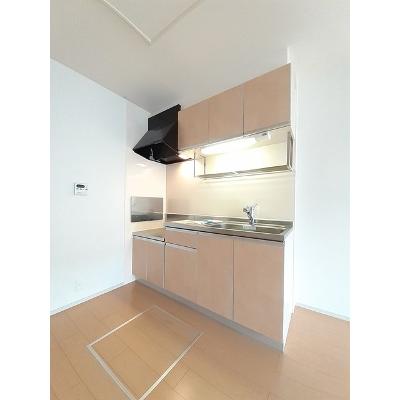 プラージュ　Ａ 102【管理NO：1-017777501-01020】 ★家具家電は申し込み後に搬入します★ ★2026年09月上旬入居可能★の物件写真3