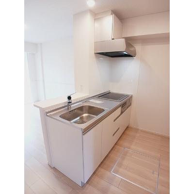 クレストコート 102【管理NO：1-028113301-01020】 ★家具家電は申し込み後に搬入します★ ★2026年09月上旬入居可能★の物件写真3