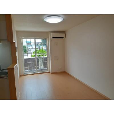 ローズパーク参番館 102【管理NO：1-016816301-01020】 ★家具家電は申し込み後に搬入します 2026年09月上旬入居可能の物件写真2