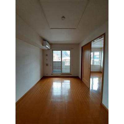 セレーノ 202【管理NO：1-014303201-02020】 ★家具家電は申し込み後に搬入します 2026年09月上旬入居可能の物件写真2