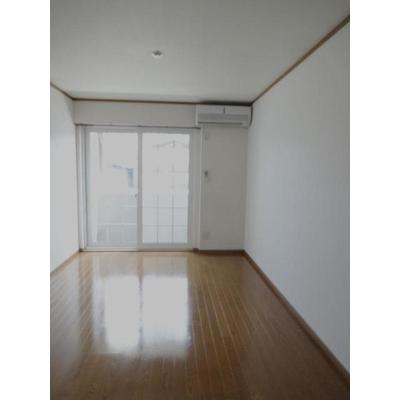 ボム・コリ－ヌⅢ 102【管理NO：1-011533403-01020】 ★家具家電は申し込み後に搬入します 2026年09月上旬入居可能の物件写真2
