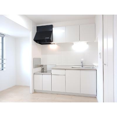 カランドリエ 203【管理NO：1-022763701-02030】 ★家具家電は申し込み後に搬入します★の物件写真3