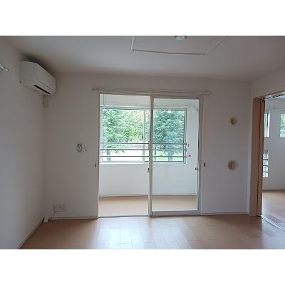グロワールパレスＢ 202【管理NO：1-019927202-02020】 ★家具家電は申し込み後に搬入します★ ★2026年11月中旬入居可能★の物件写真2
