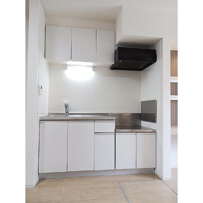 プレシャス１９ 104【管理NO：1-023835101-01040】 ★家具家電は申し込み後に搬入します★の物件写真3