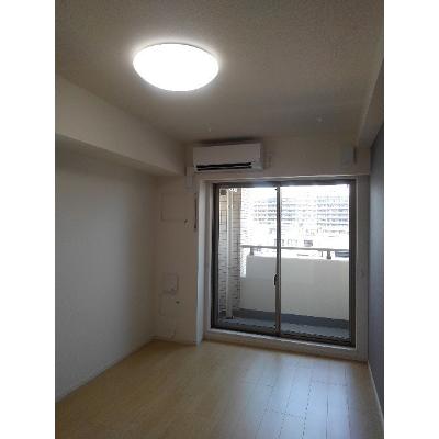 ウイング横須賀 802【管理NO：1-024230401-08020】 ★家具家電は申し込み後に搬入します★ ★2026年09月中旬入居可能★の物件写真2