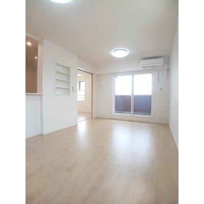 apartment 静岡県焼津市南小川１丁目１１番地の７ 

↓地図はこちらから