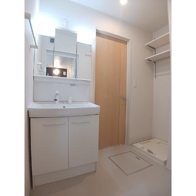 apartment 静岡県焼津市南小川１丁目１１番地の７ 

↓地図はこちらから