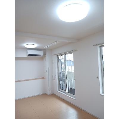 フォルシュ・ミヤ 205【管理NO：1-018004901-02040】 ★家具家電は申し込み後に搬入します★ ★2026年11月中旬入居可能★の物件写真2