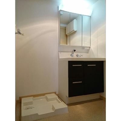 apartment 愛知県蒲郡市三谷町東２丁目２０５番地 

↓地図はこちらから