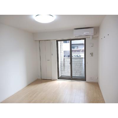 ブリーズ（Ｂｒｅｅｚｅ） 105【管理NO：1-025395001-01040】 ★家具家電は申し込み後に搬入します★の物件写真2