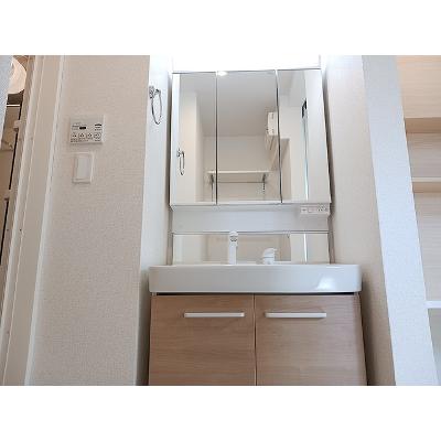ブリーズ（Ｂｒｅｅｚｅ） 105【管理NO：1-025395001-01040】 ★家具家電は申し込み後に搬入します★の物件写真6
