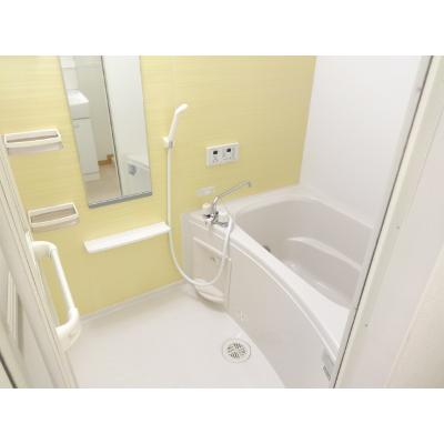 インディアンサマー 201【管理NO：1-015124201-02010】 ★家具家電は申し込み後に搬入します★の物件写真4