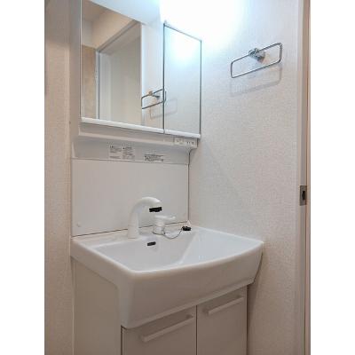 フラワー 103【管理NO：1-028109201-01030】 ★家具家電は申し込み後に搬入します★ ★2026年09月中旬入居可能★の物件写真6