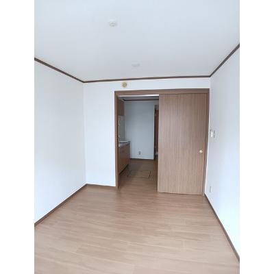 ポポラーレ 101【管理NO：1-010872001-01010】 ★家具家電は申し込み後に搬入します★ ★2026年09月上旬入居可能★の物件写真2