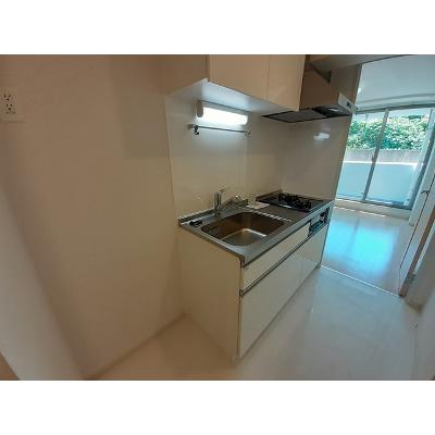 フィレール　デュ　トラジャⅢ 101【管理NO：1-022903401-01010】 ★家具家電は申し込み後に搬入します★ ★2026年09月中旬入居可能★の物件写真3